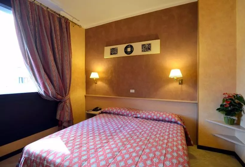 Fotos del hotel Plaza:  8