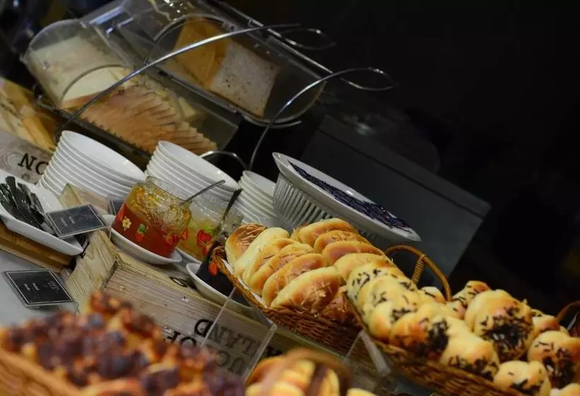 Fotos del hotel Garden Palace:  23