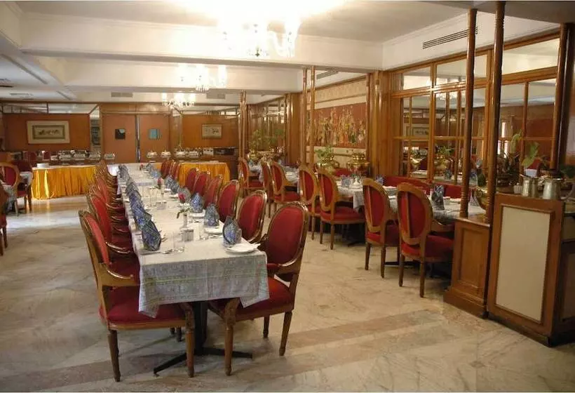 Fotos del hotel Jaipur Ashok:  5