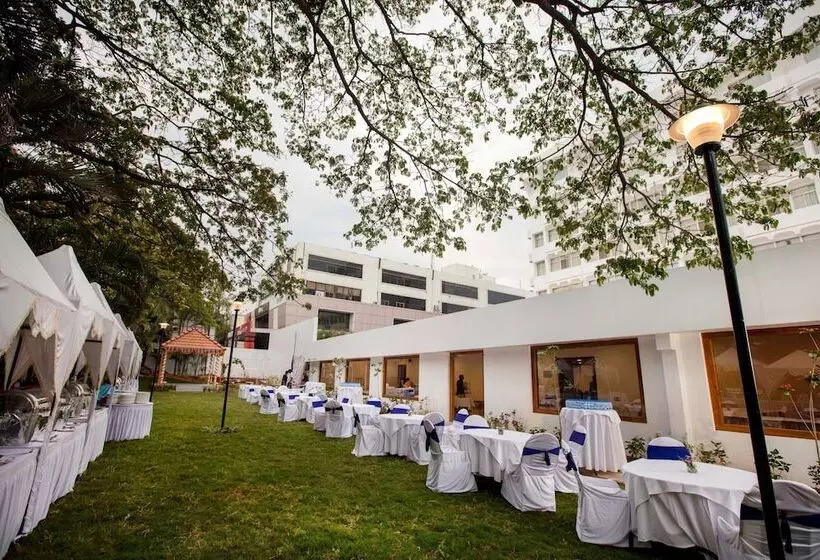 Fotos del hotel Southern Star,mysore:  15