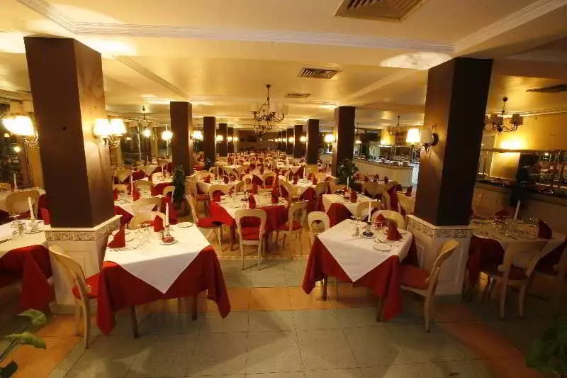 Fotos del hotel Chems:  3