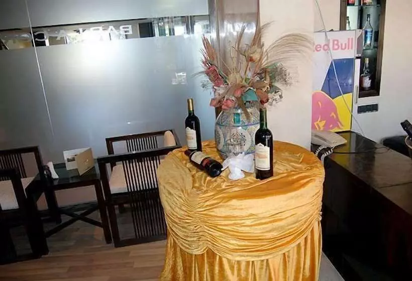 Fotos del hotel De La Corniche:  25