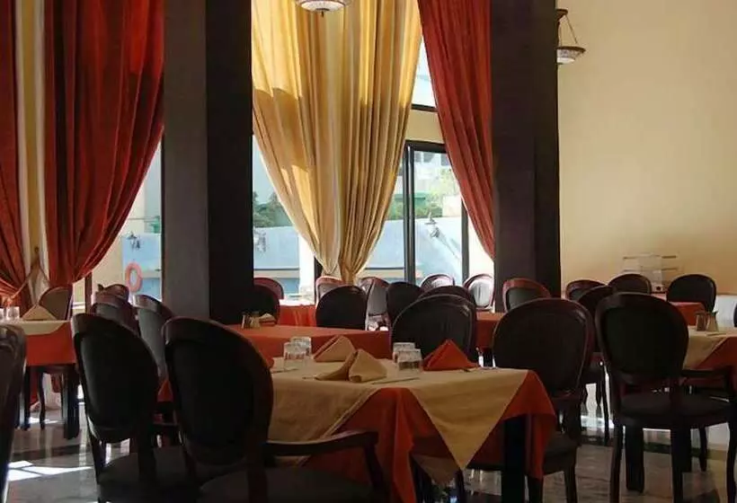 Fotos del hotel De La Corniche:  16