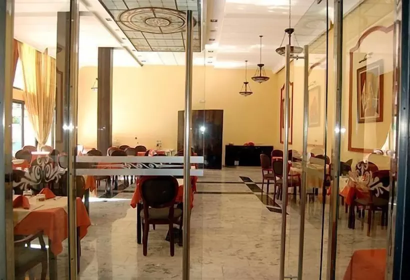 Fotos del hotel De La Corniche:  17