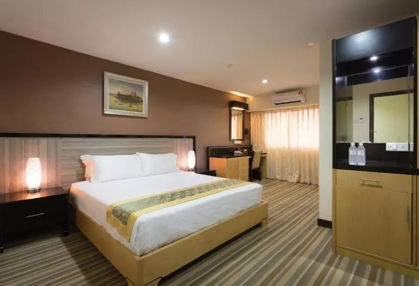 Fotos del hotel Zamburger Street Food Melaka:  2