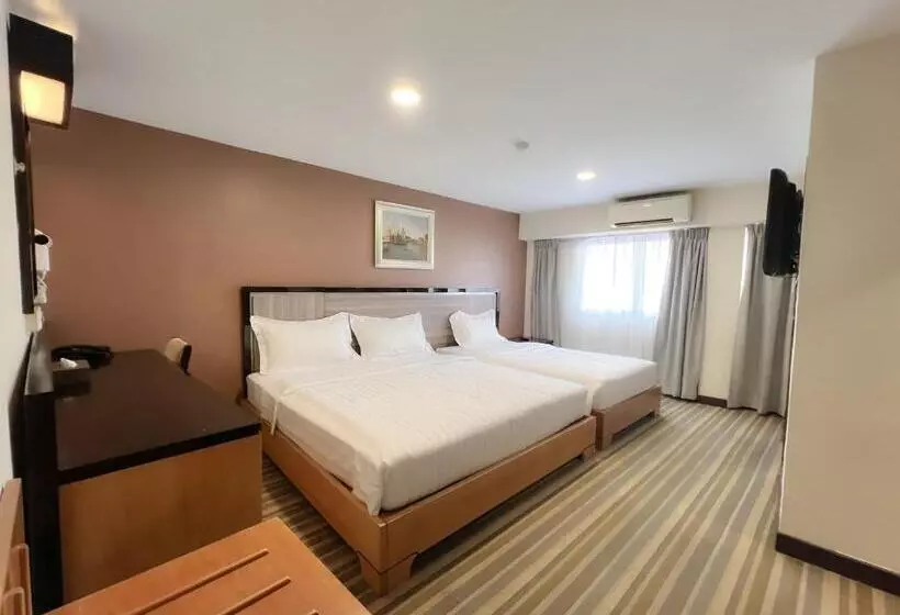 Fotos del hotel Zamburger Street Food Melaka:  24