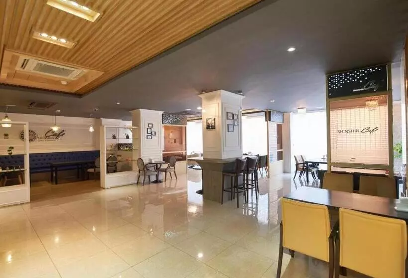 Fotos del hotel Shin Shin:  23