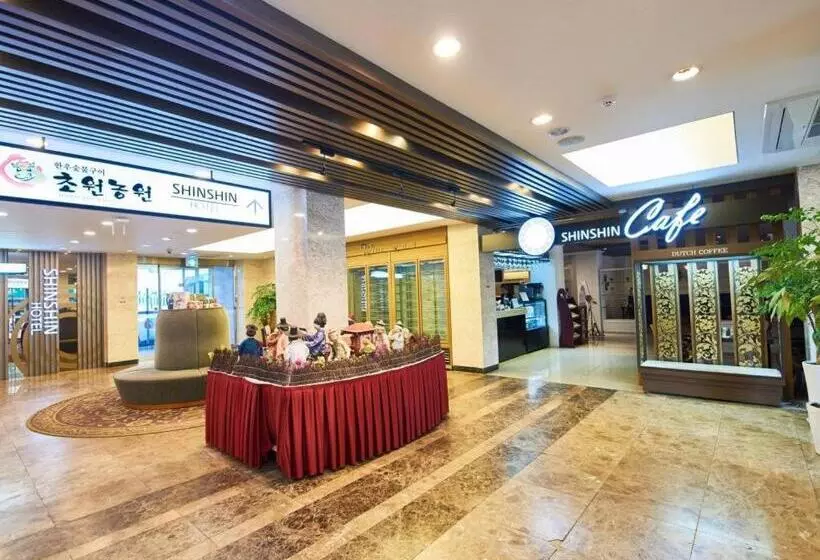 Fotos del hotel Shin Shin:  15