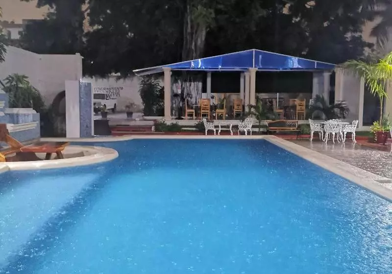 Fotos del hotel Maria De Lourdes:  24