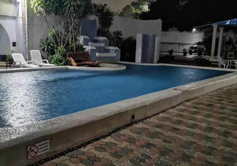 Fotos del hotel Maria De Lourdes:  18