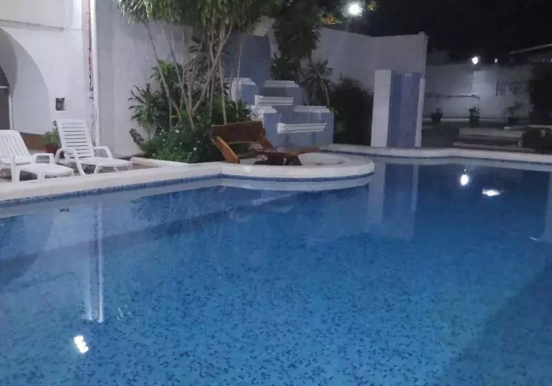 Fotos del hotel Maria De Lourdes:  9