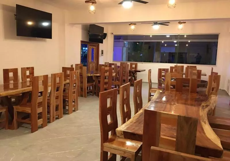 Fotos del hotel Maria De Lourdes:  19