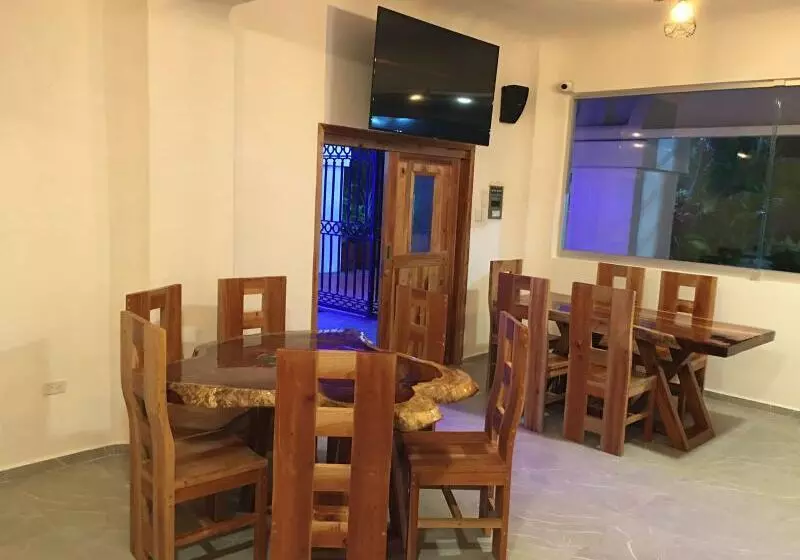 Fotos del hotel Maria De Lourdes:  13