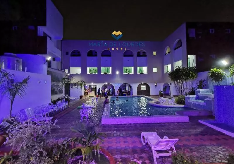 Fotos del hotel Maria De Lourdes:  8