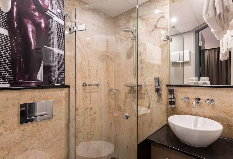 Fotos del hotel Leonardo Boutique Museum:  17