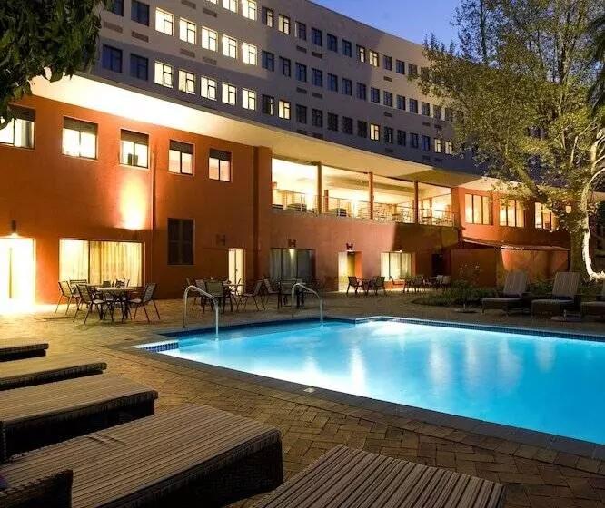 Sunsquare Cape Town Gardens