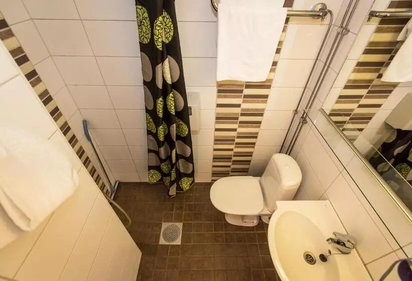 Fotos del hotel Aakenus:  7