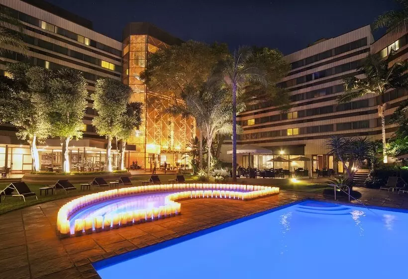 Fotos del hotel Southern Sun Pretoria:  2