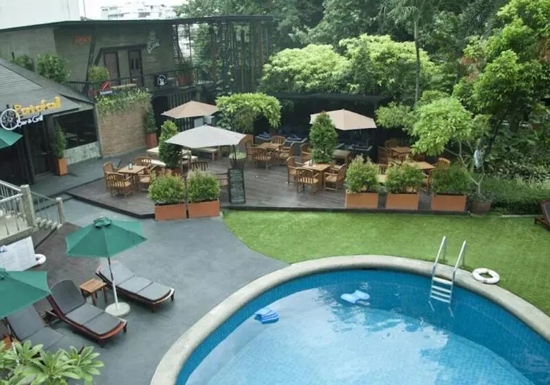 Fotos del hotel The Tawana Bangkok:  24