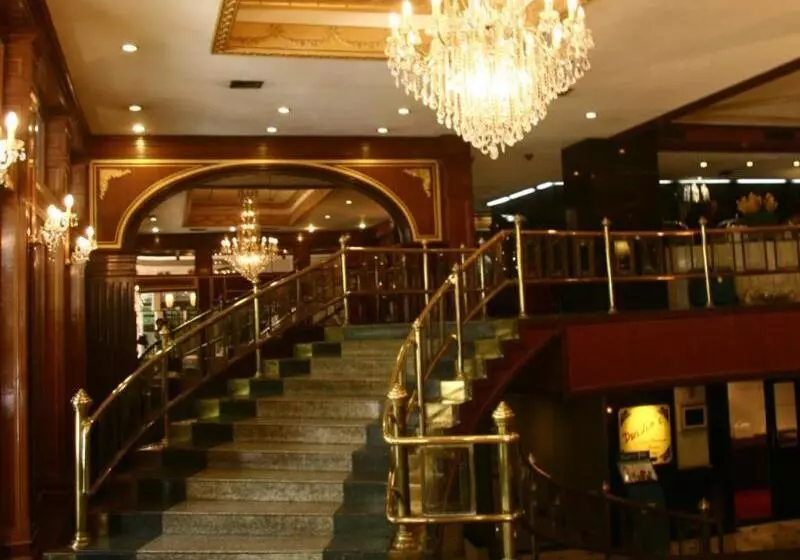 Fotos del hotel The Tawana Bangkok:  4