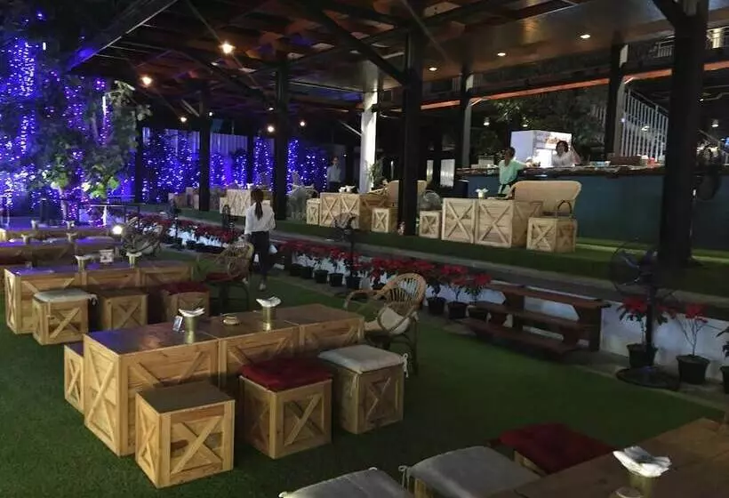 Fotos del hotel Rajah Hotel:  11