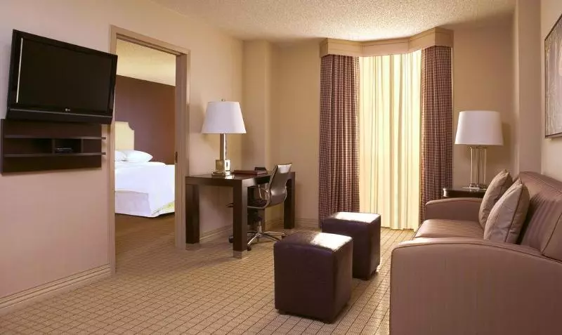 Fotos del hotel Sheraton Suites Market Center Dallas:  13