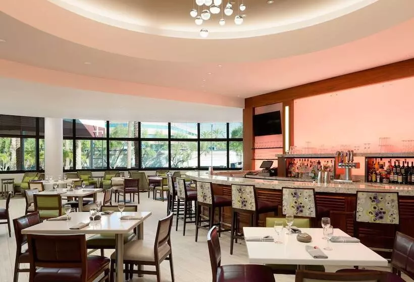 Fotos del hotel Doubletree Suites By Hilton Phoenix:  16