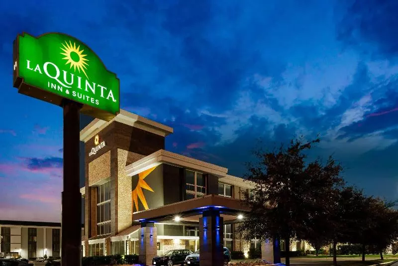 Fotos del hotel La Quinta Inn & Suites By Wyndham Dallas I35 Walnut Hill Ln:  23