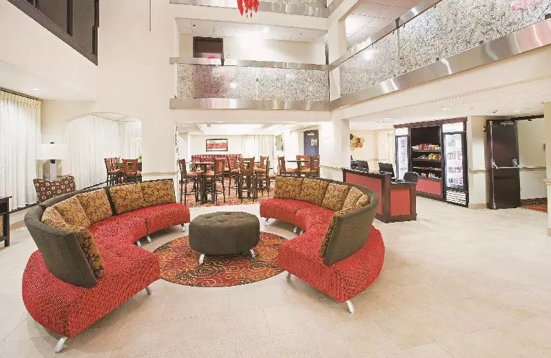 Fotos del hotel La Quinta Inn & Suites By Wyndham Dallas I35 Walnut Hill Ln:  15