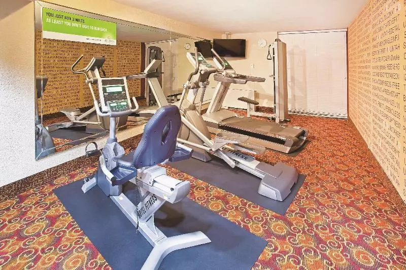 Fotos del hotel La Quinta Inn & Suites By Wyndham Dallas I35 Walnut Hill Ln:  20