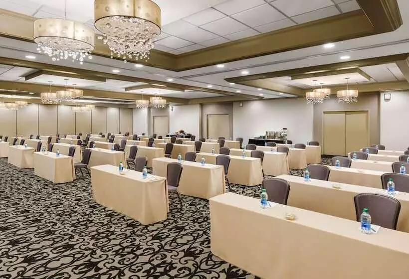 Fotos del hotel Crowne Plaza Phoenix Airport, An Ihg:  24