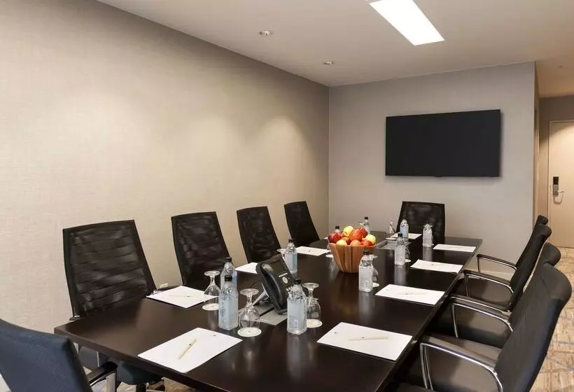 Fotos del hotel Doubletree By Hilton Hotel & Suites Houston By The Galleria:  14