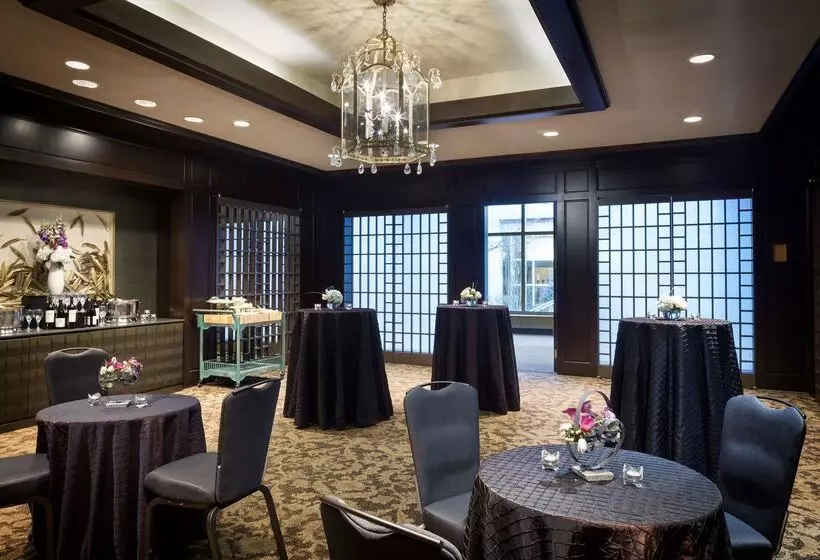 Fotos del hotel The Logan Philadelphia, Curio Collection By Hilton:  15