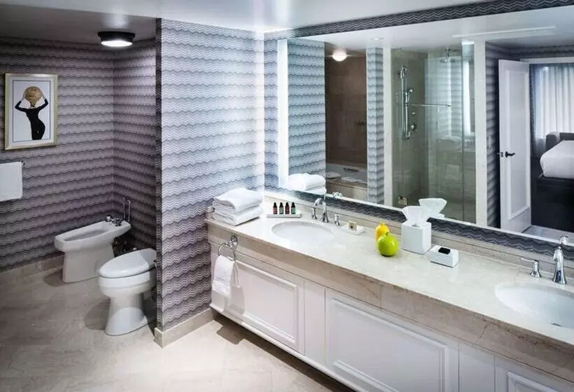 Fotos del hotel The Logan Philadelphia, Curio Collection By Hilton:  16