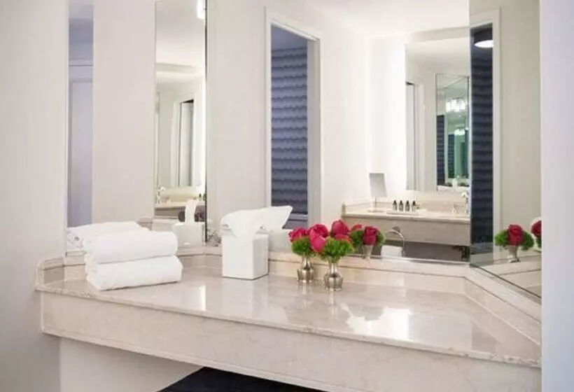Fotos del hotel The Logan Philadelphia, Curio Collection By Hilton:  20
