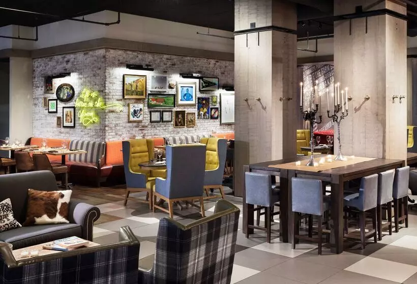 Fotos del hotel The Logan Philadelphia, Curio Collection By Hilton:  6