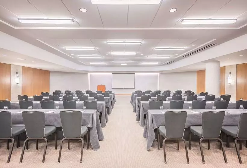 Fotos del hotel Hyatt Regency Waikiki Beach Resort & Spa:  3