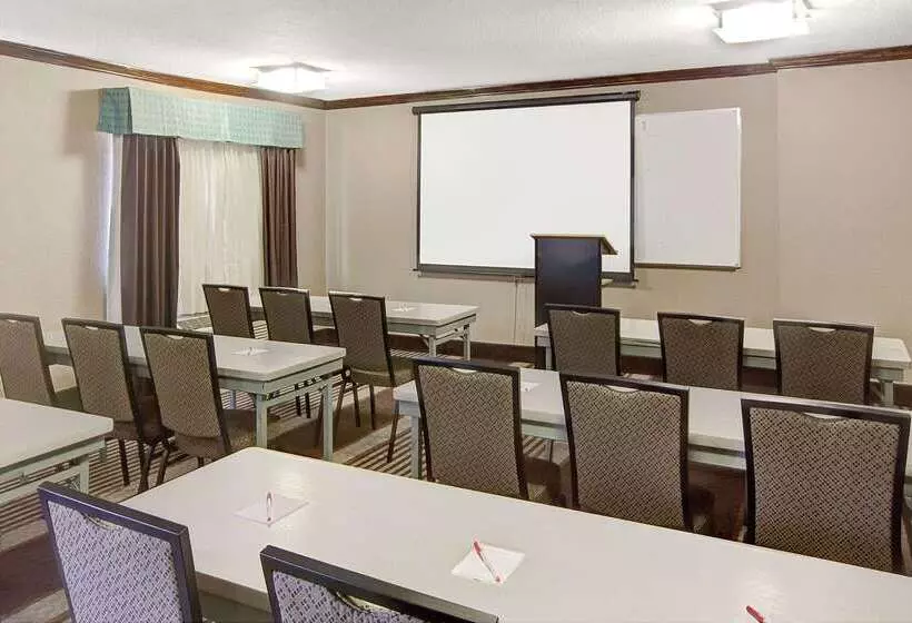 Fotos del hotel Ramada By Wyndham Houston Intercontinental Airport South:  4