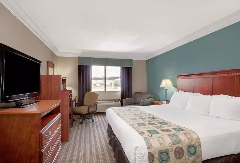 Fotos del hotel Ramada By Wyndham Houston Intercontinental Airport South:  14