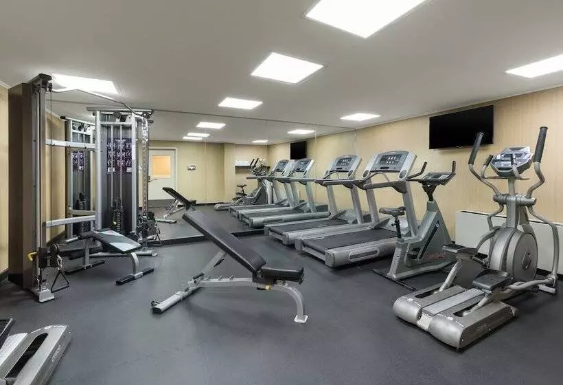 Fotos del hotel The Hotel At Fifth Avenue:  2