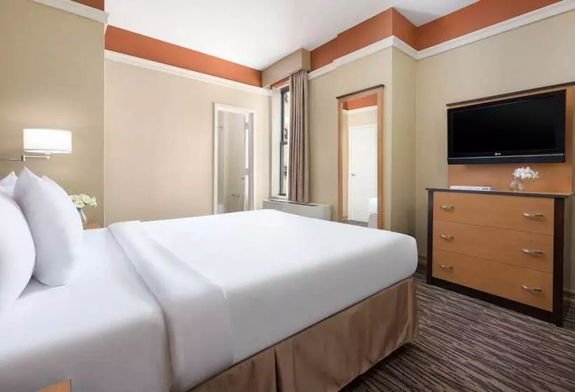 Fotos del hotel The Hotel At Fifth Avenue:  12