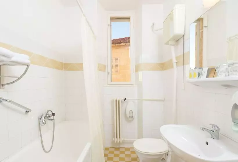 Fotos del hotel Dalmacija Hvar Villa:  2