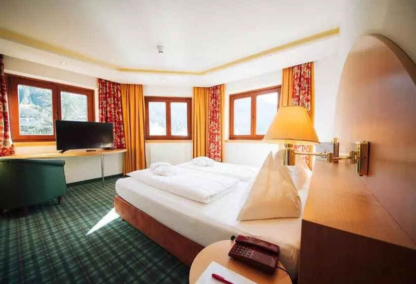 Fotos del hotel Der Kirchheimerhof - Superior:  2