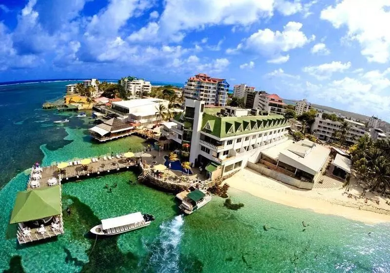 Fotos del hotel Lord Pierre:  6