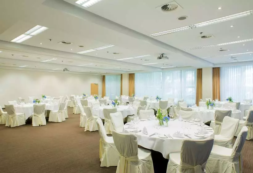 Fotos del hotel Nh Dresden Neustadt:  37