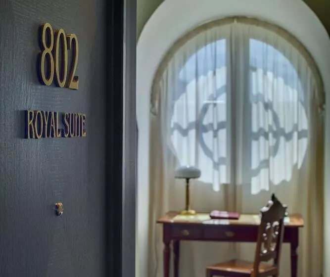 Fotos del hotel Savoy:  15