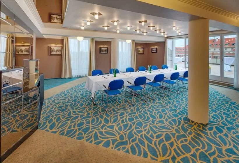 Fotos del hotel Savoy:  20