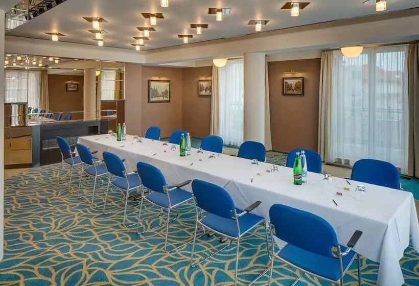 Fotos del hotel Savoy:  16