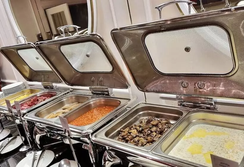 Fotos del hotel Savoy:  4