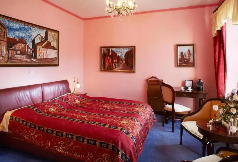 Fotos del hotel U Páva:  13